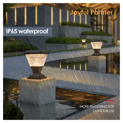LED Solar Courtyard Light IP65 Buiten waterdicht 3.5W 2200mAh Anti-UV materiaal Plastic met PC-lens voor veranda pad