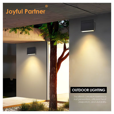 Op en neer verlichting Moderne LED wand gemonteerde tuin binnenplaats lichten 10W Zwart Wit Behuizing Kleur Waterdicht IP65